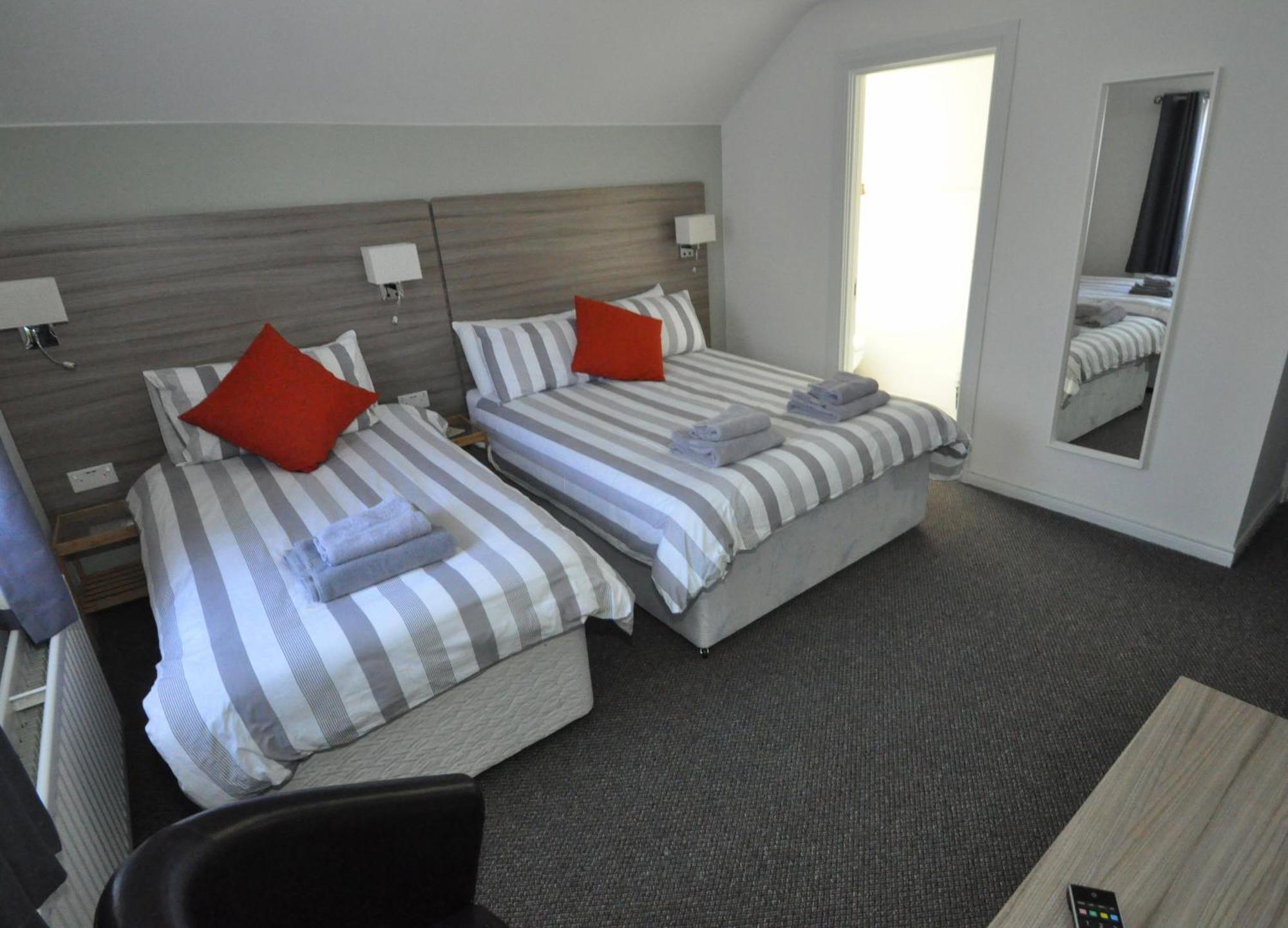 Causeway Bay Guesthouse Portrush Bagian luar foto
